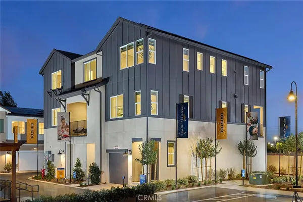 $534,990 | 12720 Hampton Avenue, Eastvale, CA 92880