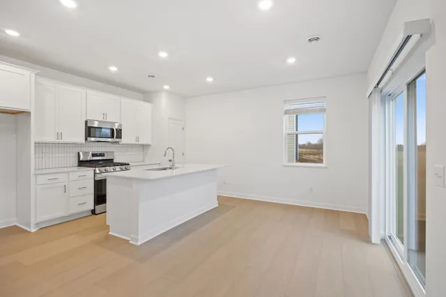 $384,500 | 10061 73rd Lane Northeast, Otsego, MN 55301