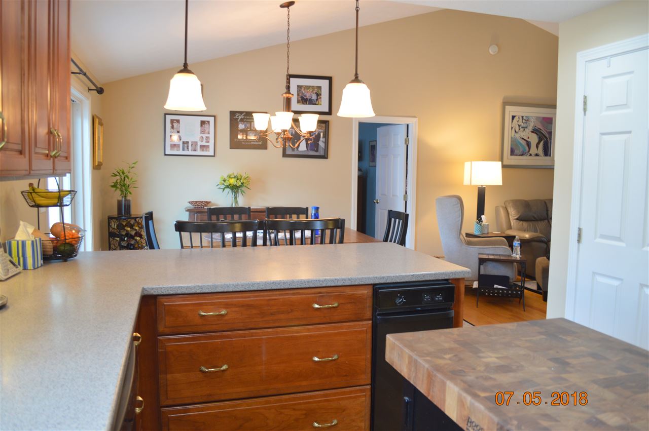 4 Thresher Road Nashua, NH 03063 - Photo 14 of 29 Gallery Image 14