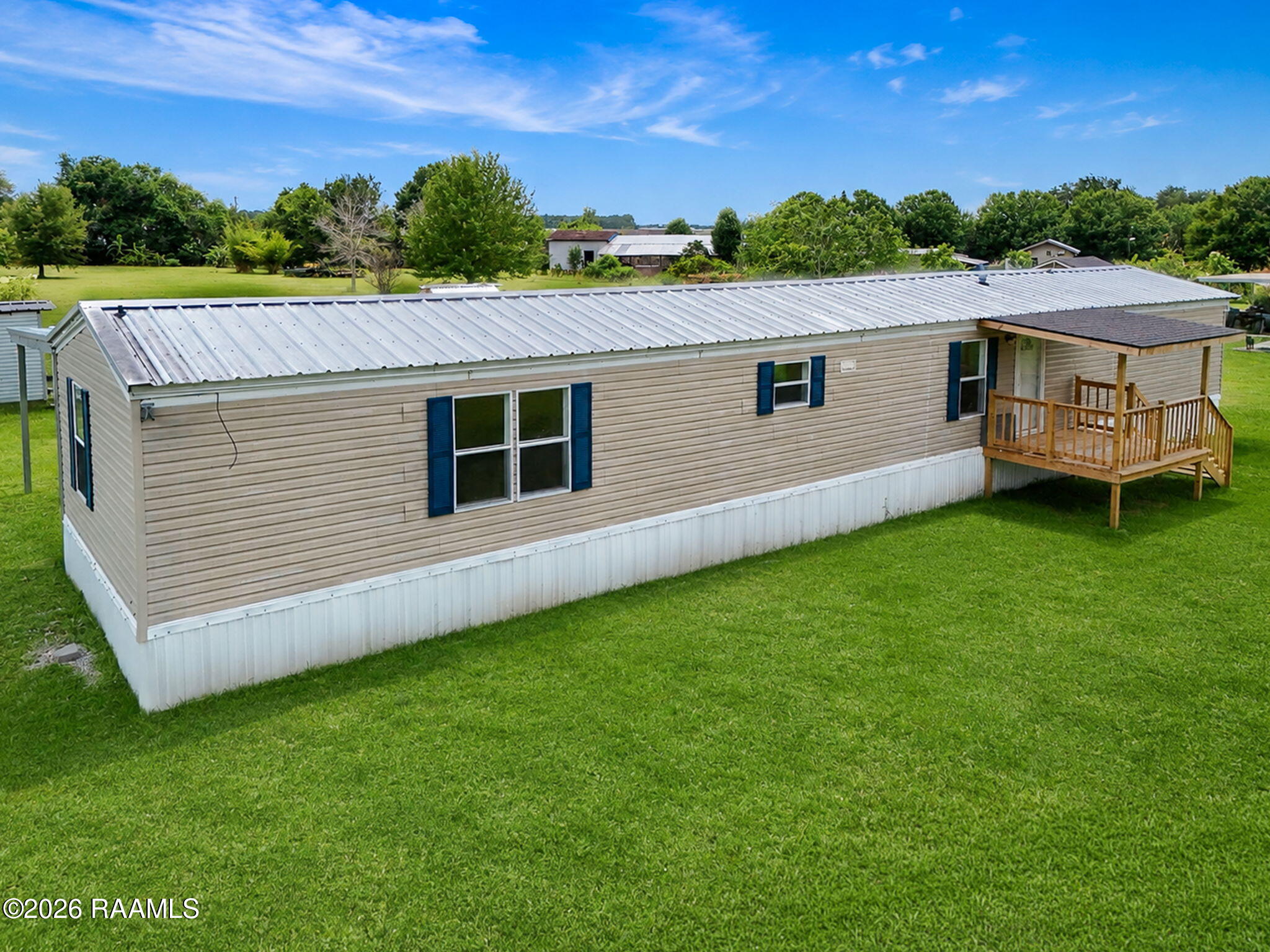 2619 Grand Prairie Road New Iberia, LA 70560 - Photo 2 of 36