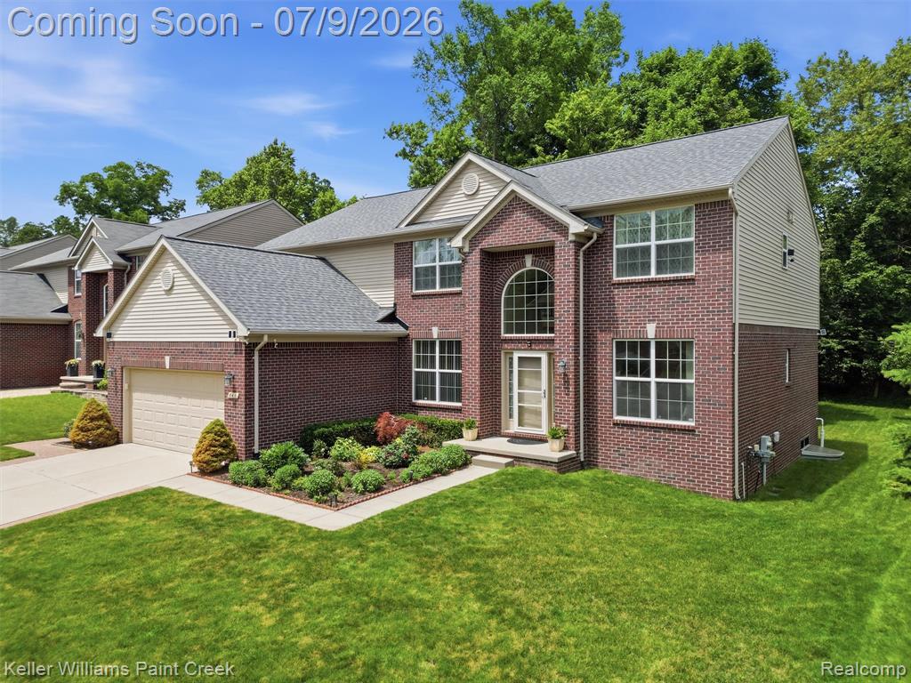 846 Monterey Ln. Rochester Hills, MI 48307 - Photo 2 of 52