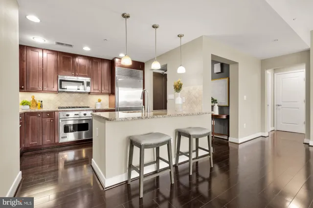 $952,900 | 12500 Park Potomac Avenue, Unit 603, Potomac, MD 20854