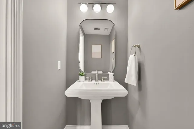 $952,900 | 12500 Park Potomac Avenue, Unit 603, Potomac, MD 20854