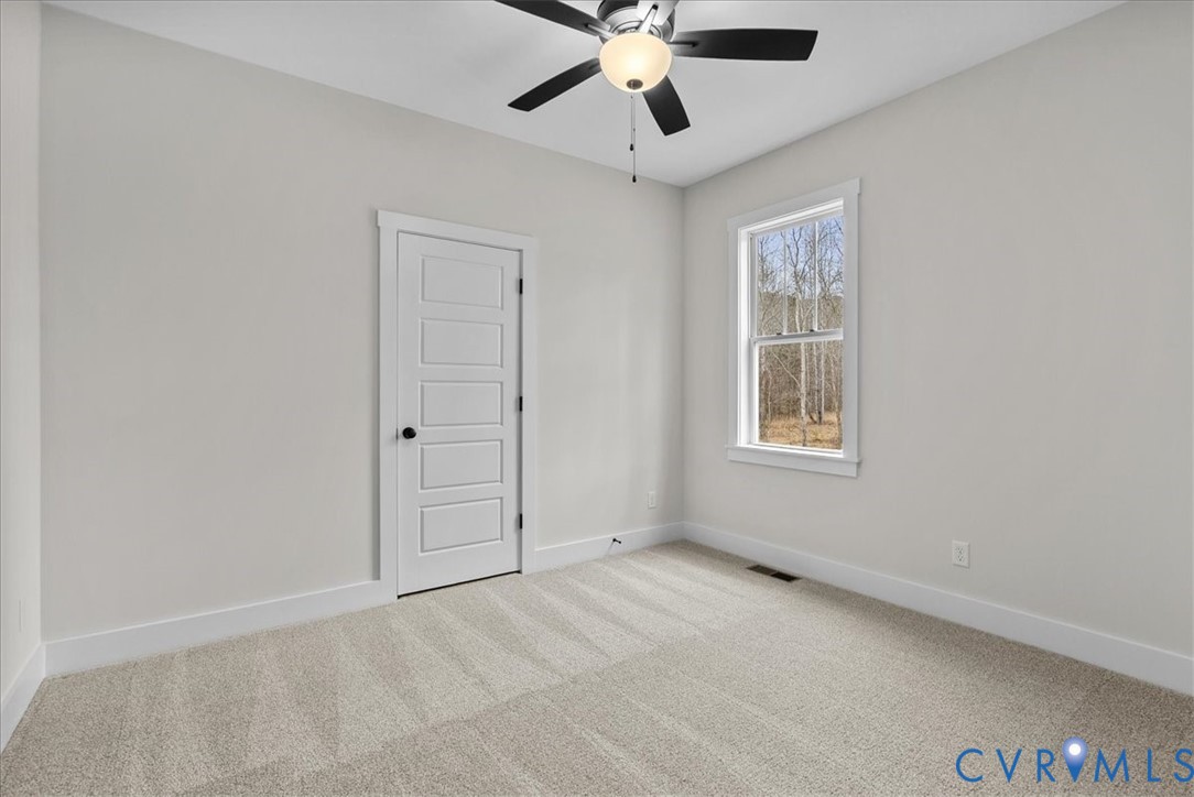 431 Raleigh Avenue South Hill, VA 23970 - Photo 25 of 27 a view of an empty room with a window