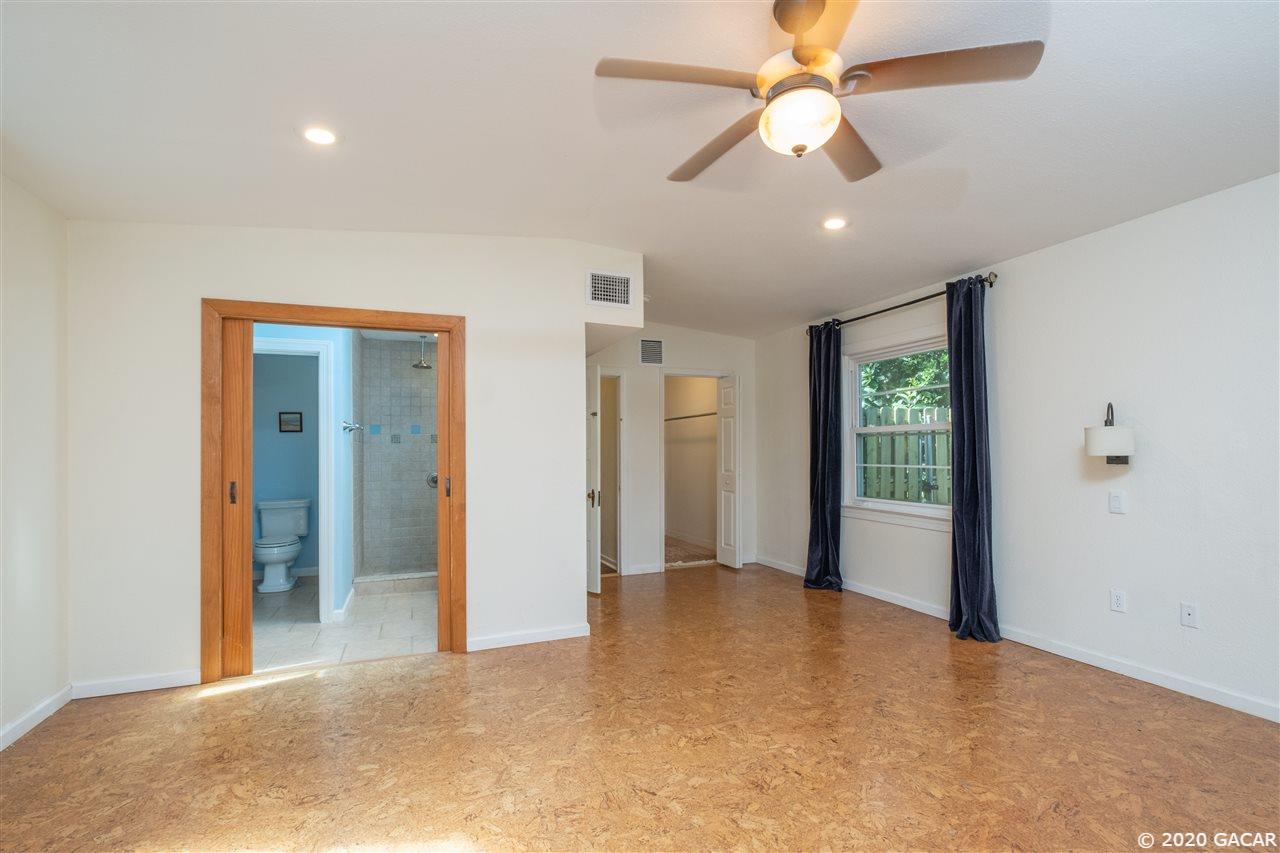 1618 Northwest 11th Road Gainesville, FL 32605 - Photo 14 of 26 Quiet and easy on the back