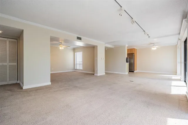 a view of a big room with a space