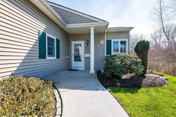 $519,900 | 3200 County Street, Unit 11, Somerset, MA 02726