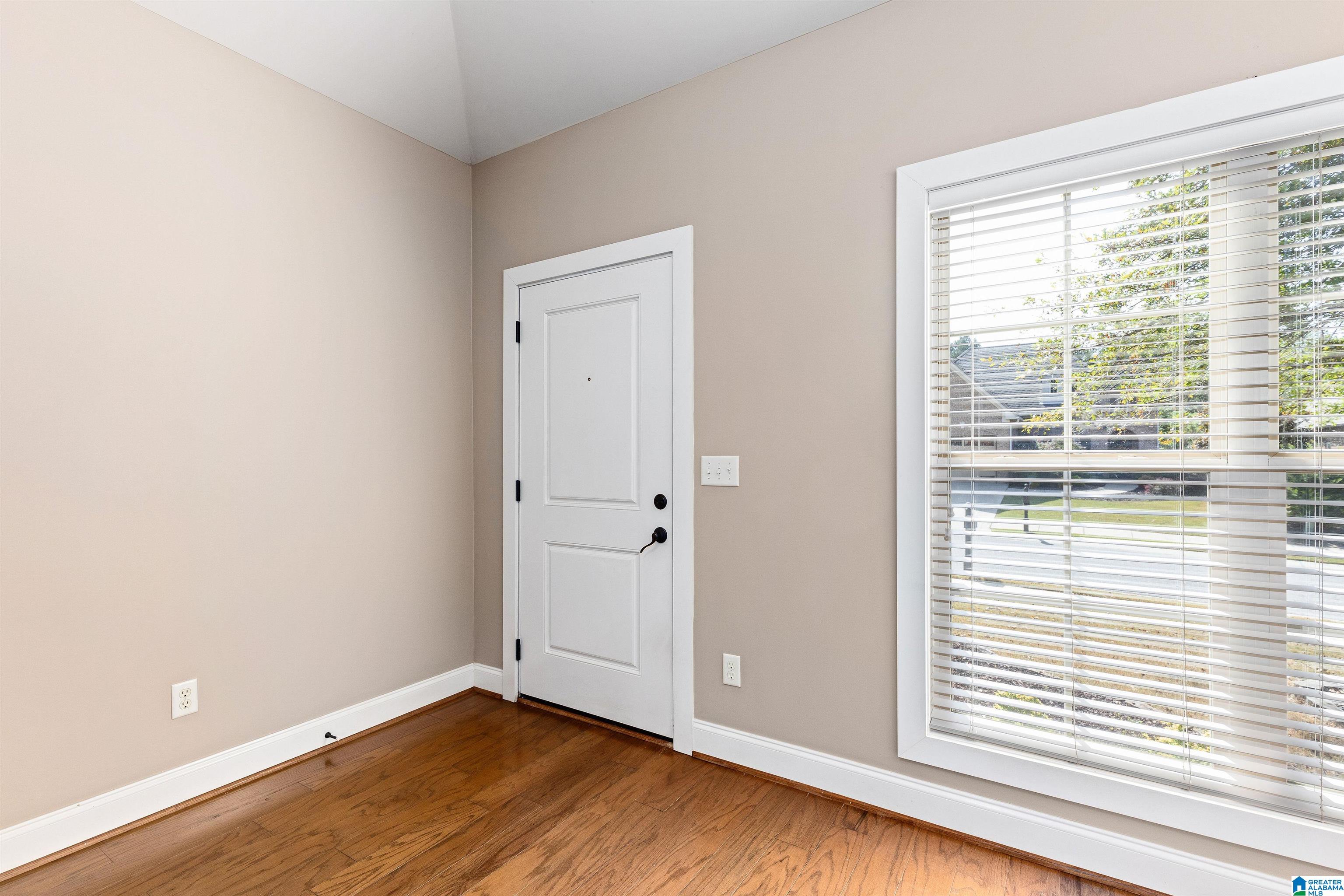1125 Weybridge Way Pelham, AL 35124 - Photo 6 of 32