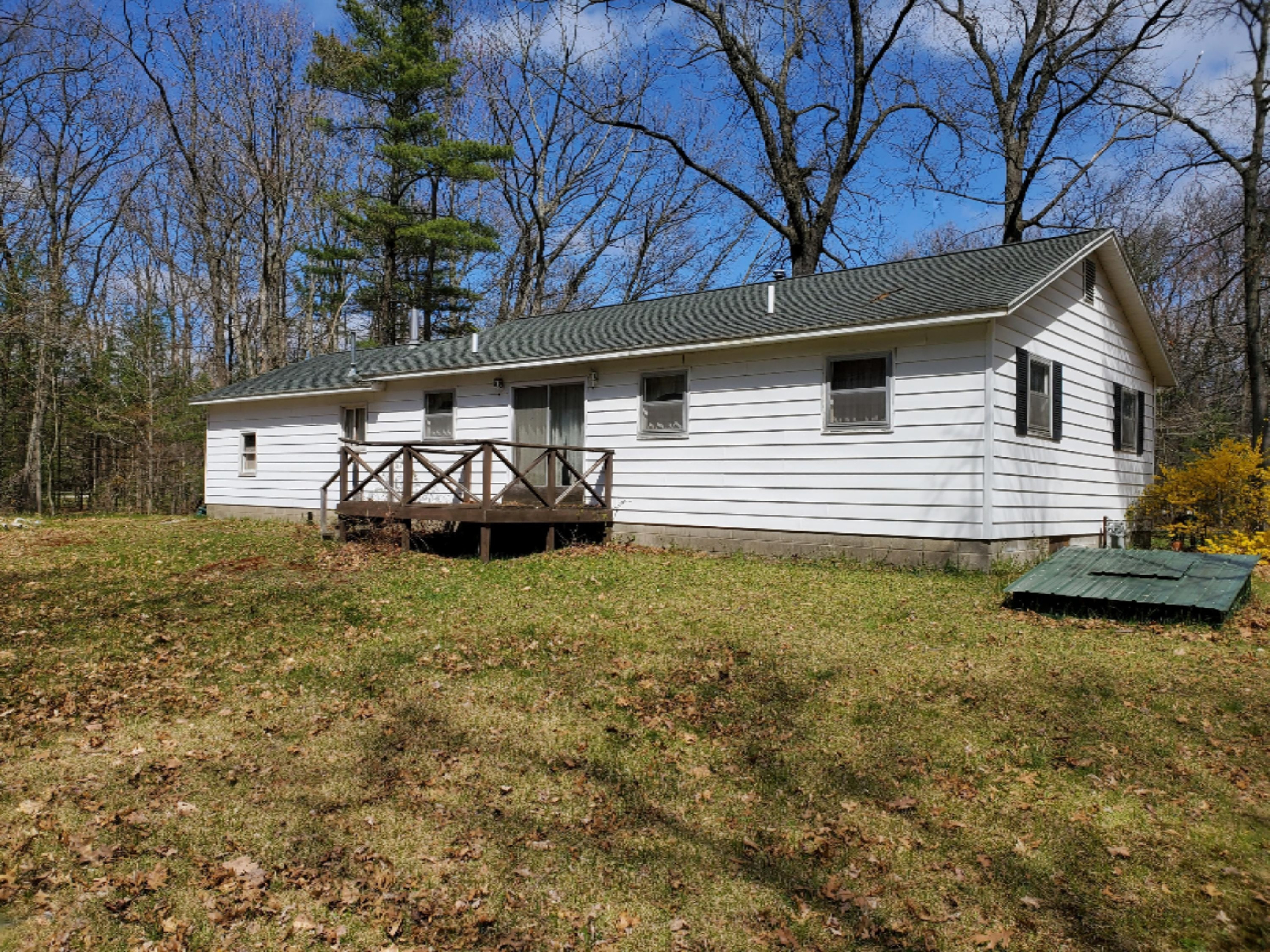 2545 Orshal Road Muskegon, MI 49445 - Photo 39 of 46 20200508_153742