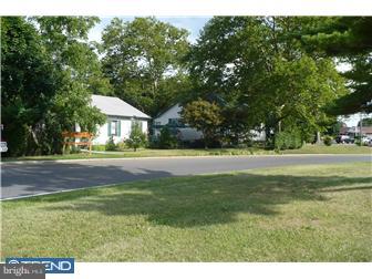 807 Woodlane Road Westampton, NJ 08060 - Photo 3 of 11 Gallery Image 3
