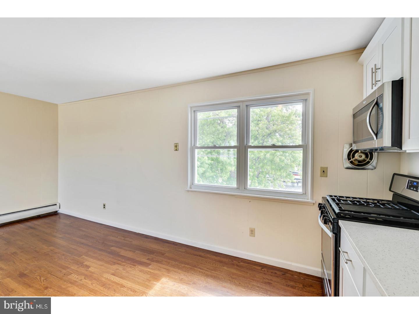 209 Montclair Road South Barnegat, NJ 08005 - Photo 10 of 25