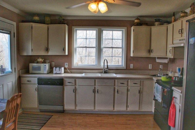 1805 Lake Road Greenbrier, TN 37073 - Photo 8 of 11 Great Size Kitchen