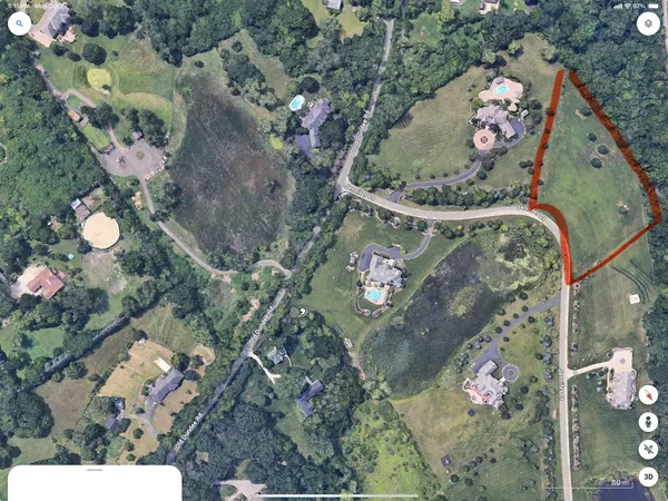 $595,000 | 2 Jennifer Court, Barrington Hills, IL 60010