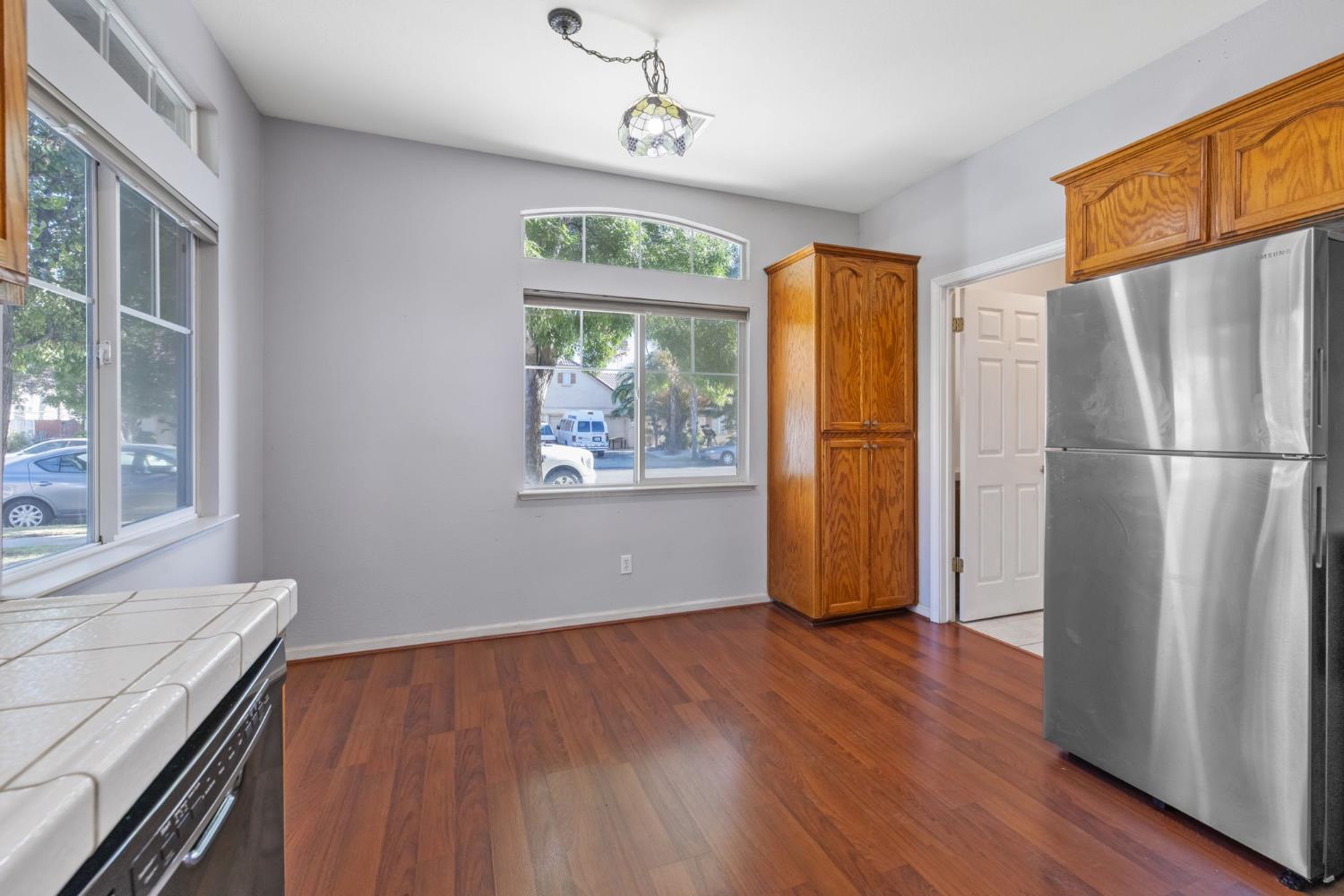 1576 Castle Way Lemoore, CA 93245 - Photo 13 of 38