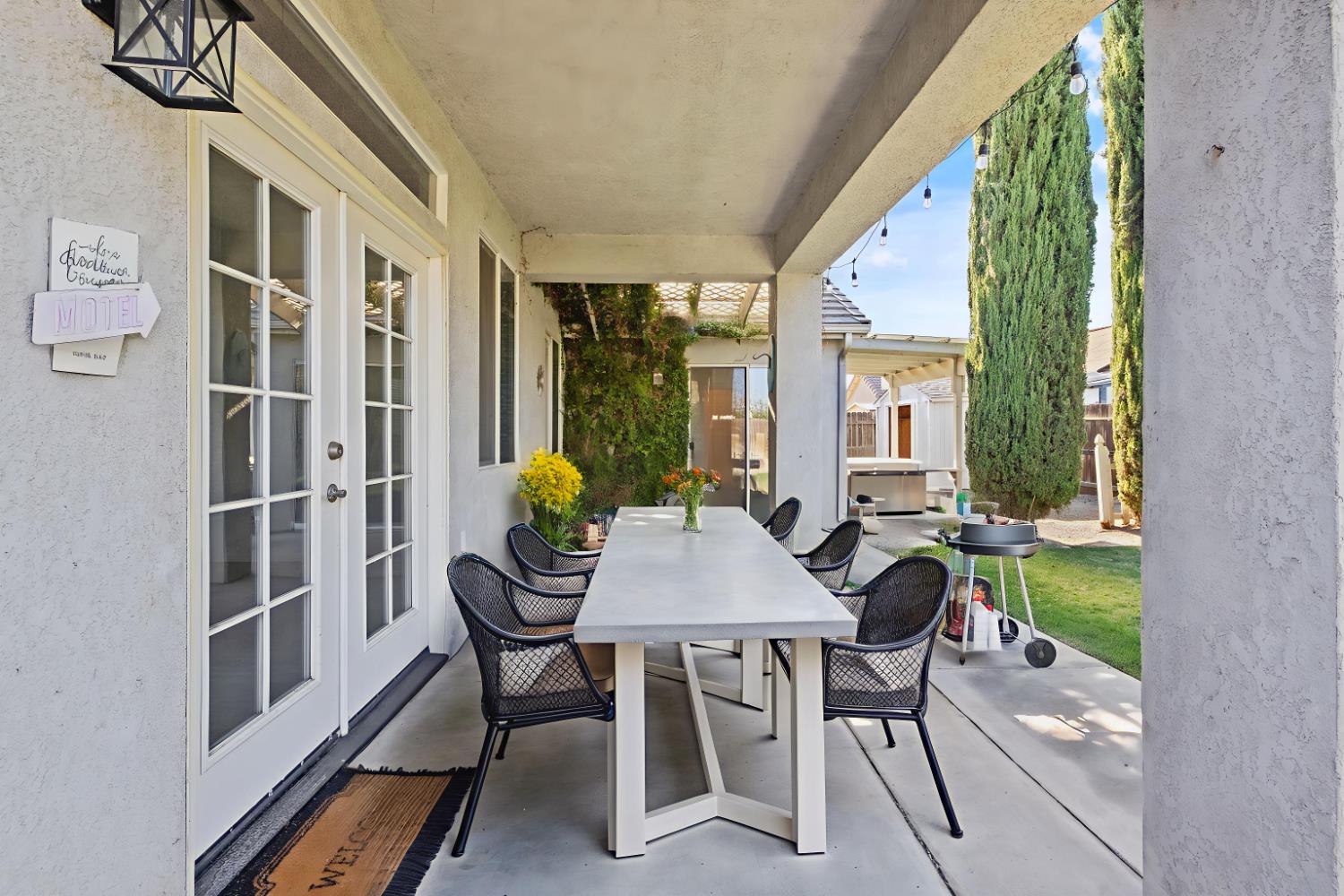 1576 Castle Way Lemoore, CA 93245 - Photo 29 of 38