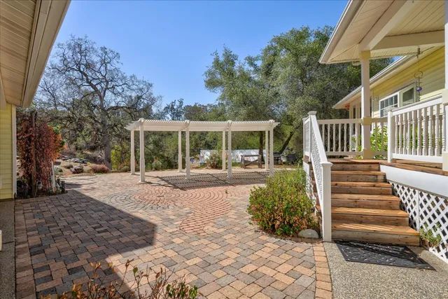 $685,000 | 43972 Wells Road West, Coarsegold, CA 93614