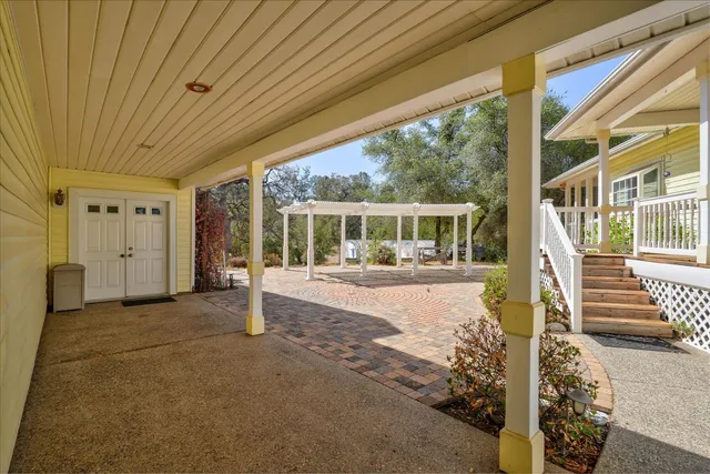 $685,000 | 43972 Wells Road West, Coarsegold, CA 93614