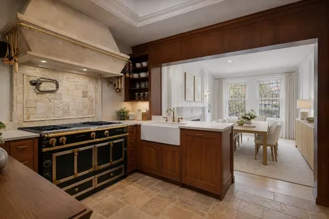 $3,945,000 | 359 Beacon Street, Unit 2, Boston, MA 02116
