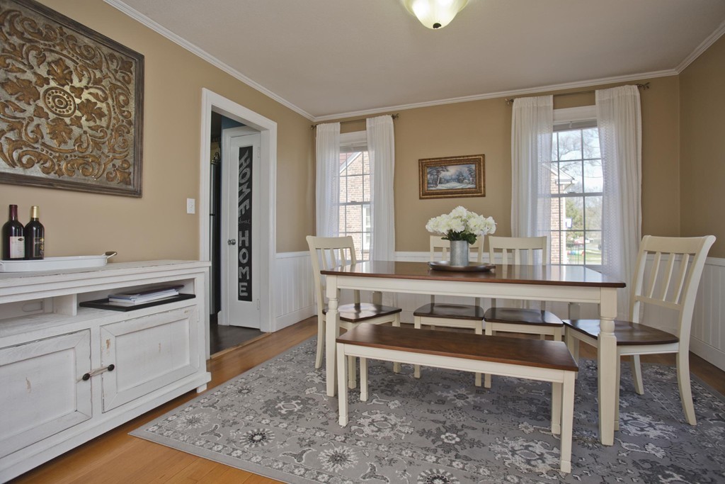 46 Bangor Street Springfield, MA 01118 - Photo 5 of 20