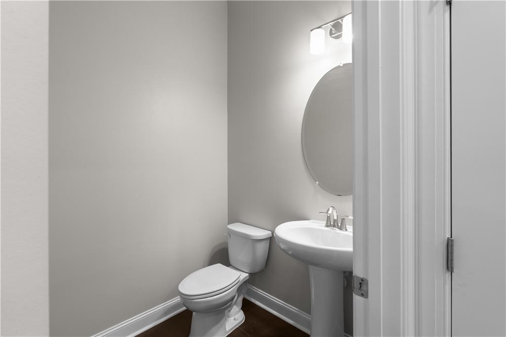 1833 Hislop Lane Atlanta, GA 30345 - Photo 14 of 39