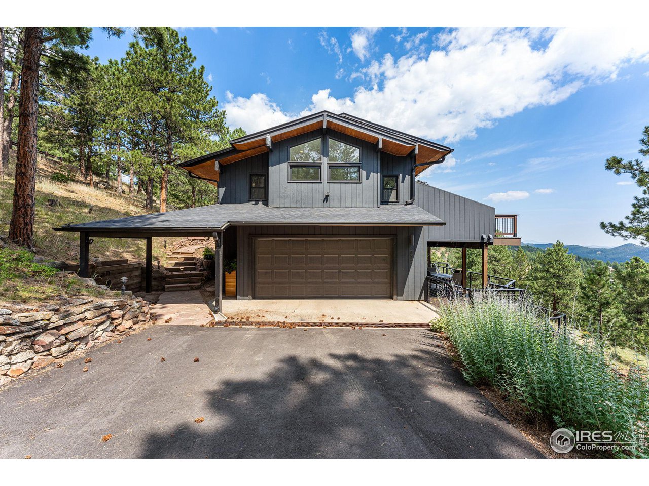 228 Alpine Way Boulder, CO 80304 - Photo 3 of 40 Thoughtfully renovated by the current owners