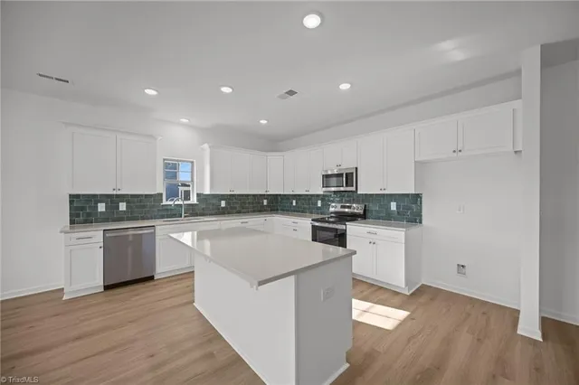 $518,900 | 6905 Steeplegate Drive, Burlington, NC 27215