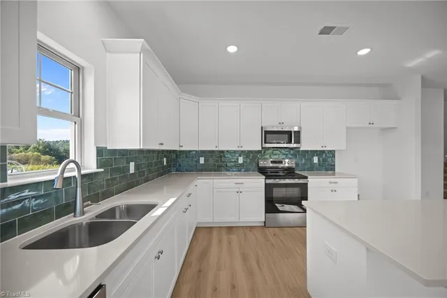 $518,900 | 6905 Steeplegate Drive, Burlington, NC 27215