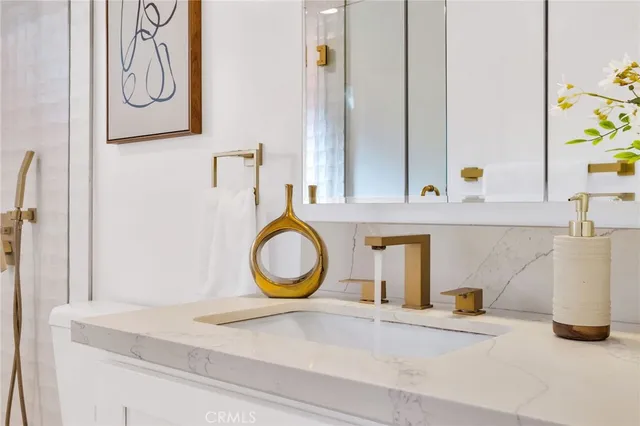 $1,799,000 | 26700 Indian Peak Road, Rancho Palos Verdes, CA 90275