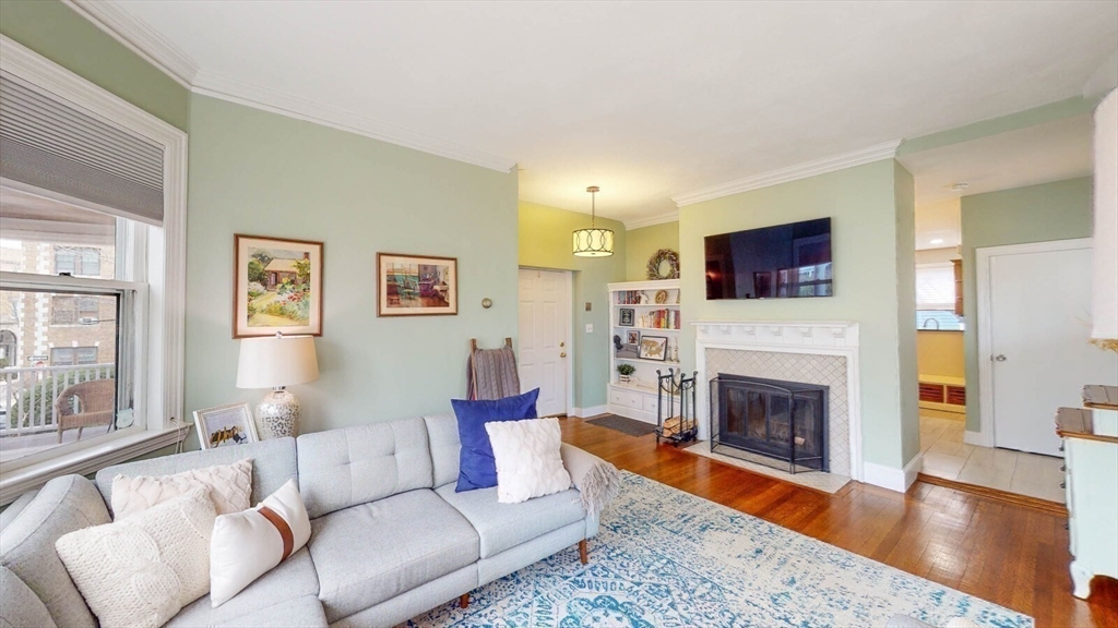 126 Kilsyth Road, Unit 1 Boston, MA 02135 - Photo 5 of 25