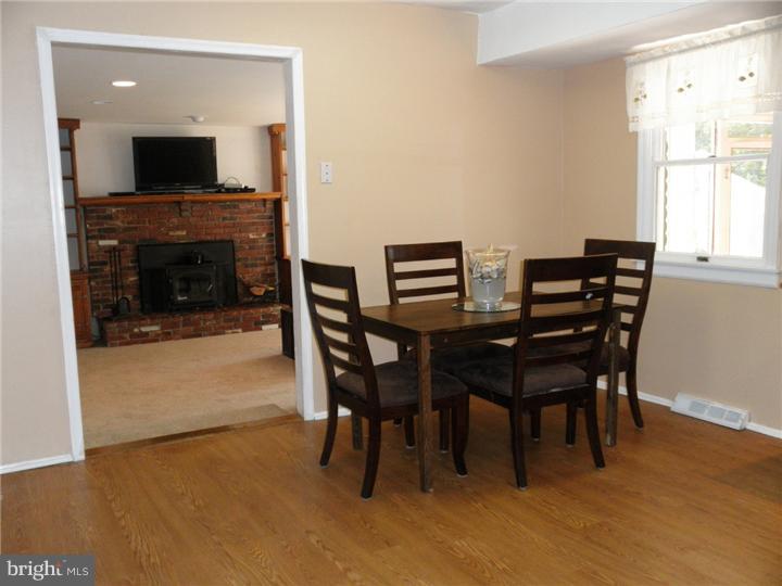 3028 Appledale Road Audubon, PA 19403 - Photo 14 of 25 Kitchen