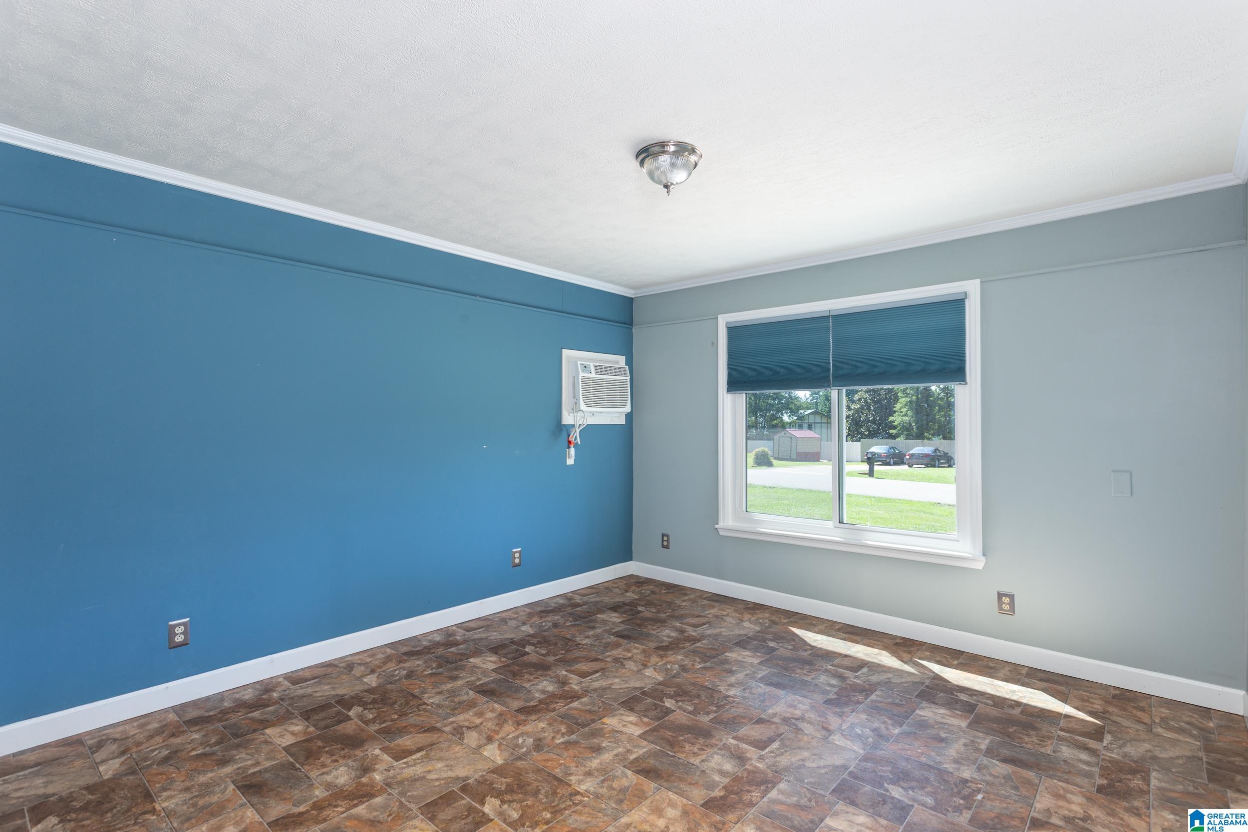 4105 Cloverdale Road Anniston, AL 36207 - Photo 12 of 36