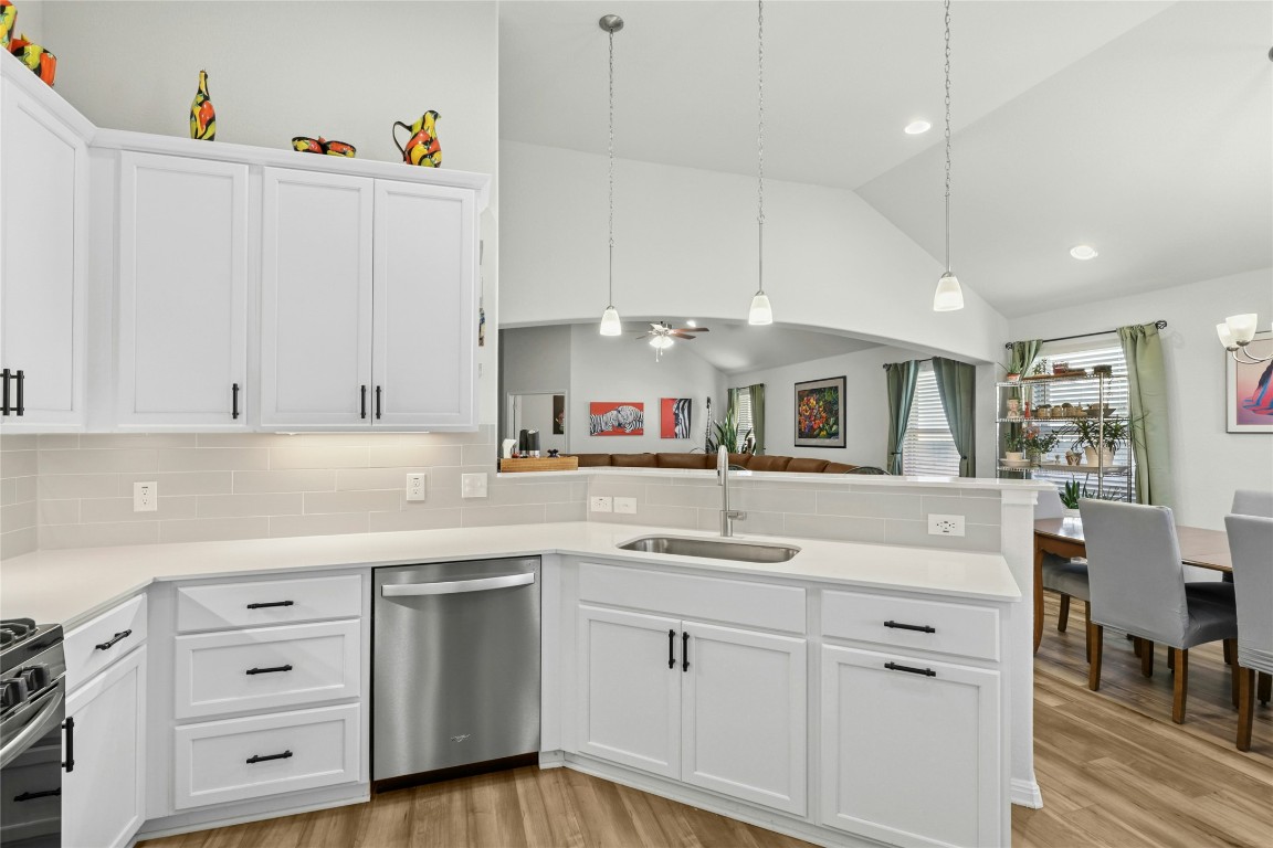 185 Dogvane Circle Kyle, TX 78640 - Photo 11 of 30