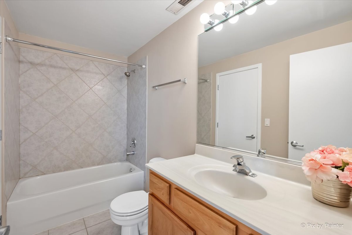 1500 West Monroe Street, Unit 422 Chicago, IL 60607 - Photo 19 of 28