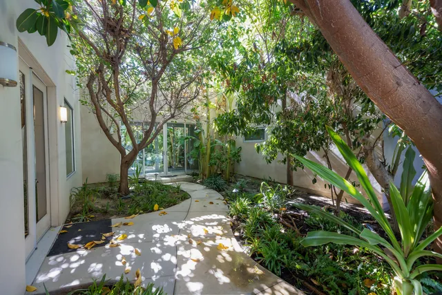 $2,500,000 | 46370 Cameo Palm Drive, La Quinta, CA 92253