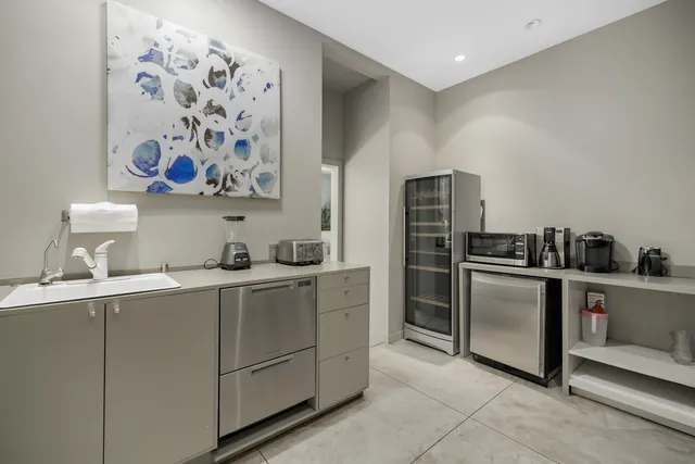 $2,500,000 | 46370 Cameo Palm Drive, La Quinta, CA 92253