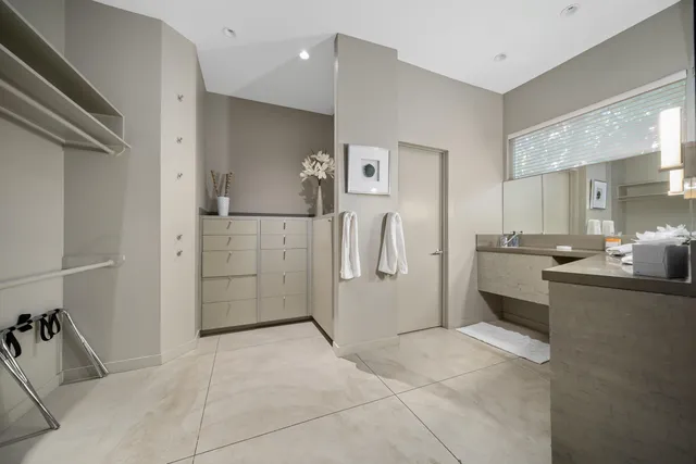 $2,500,000 | 46370 Cameo Palm Drive, La Quinta, CA 92253