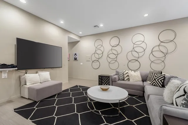 $2,500,000 | 46370 Cameo Palm Drive, La Quinta, CA 92253