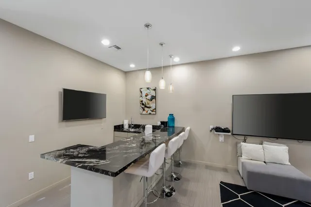 $2,500,000 | 46370 Cameo Palm Drive, La Quinta, CA 92253