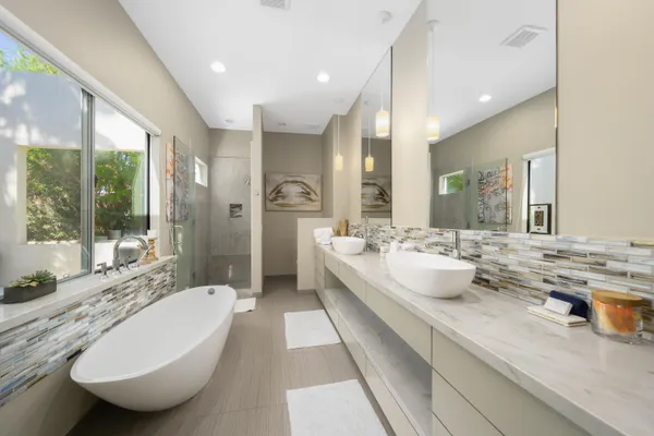 $2,500,000 | 46370 Cameo Palm Drive, La Quinta, CA 92253