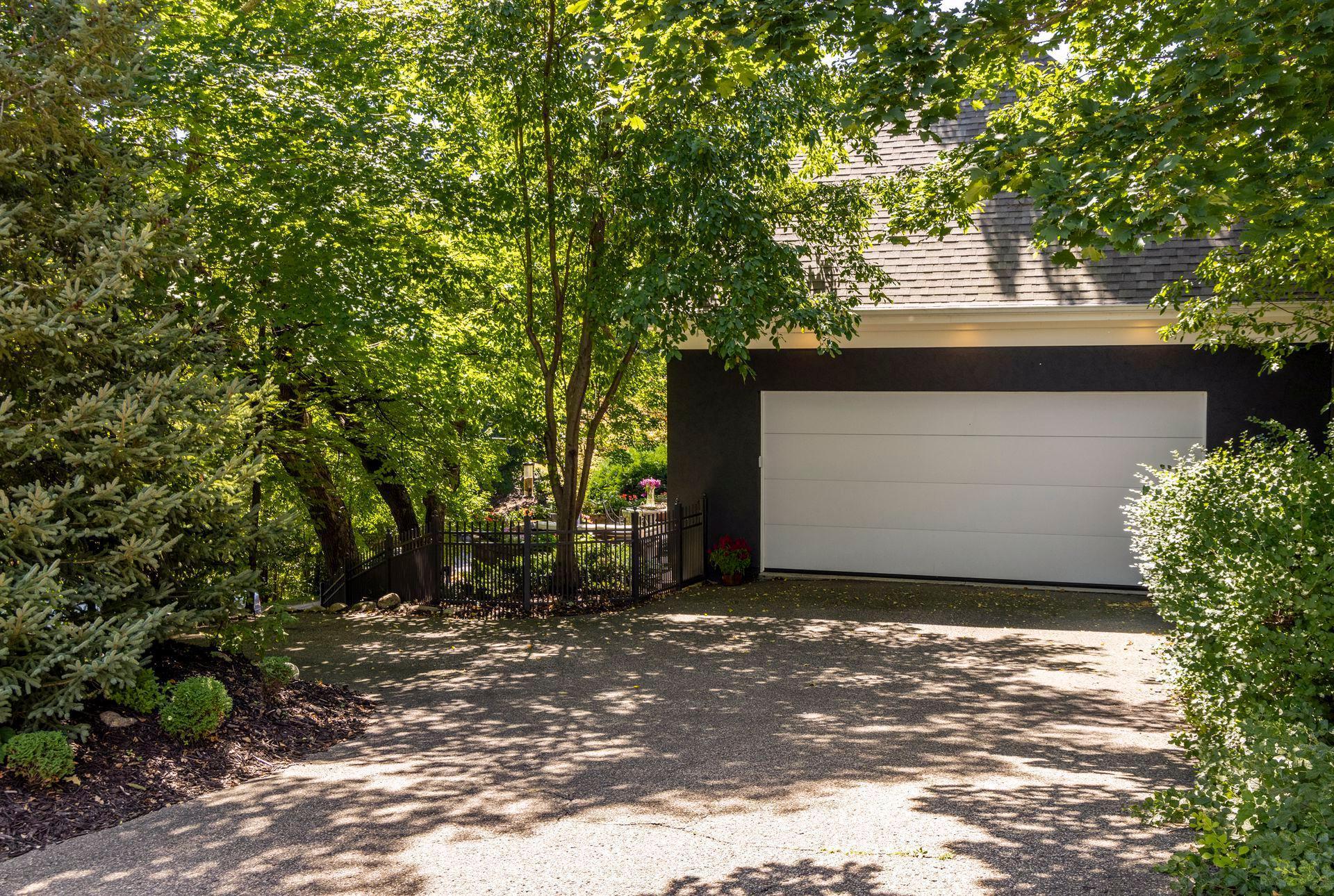 745 Rice Street East Wayzata, MN 55391 - Photo 20 of 26