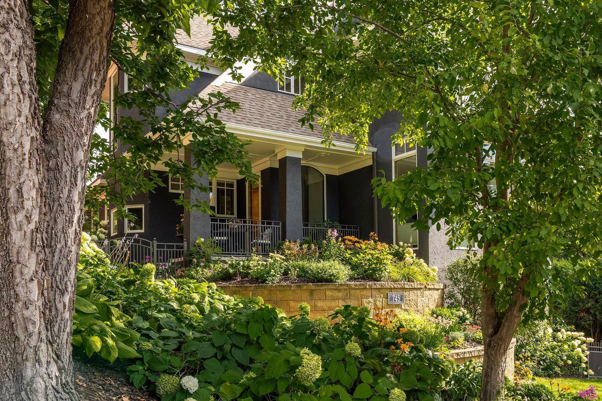 745 Rice Street East Wayzata, MN 55391 - Photo 2 of 26