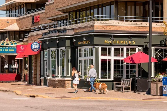 $10,400 | 745 Rice Street East, Wayzata, MN 55391