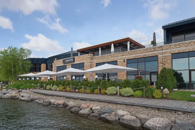 $10,400 | 745 Rice Street East, Wayzata, MN 55391