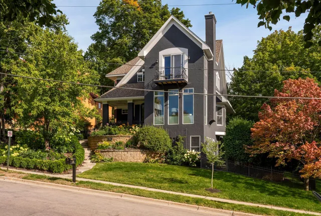 $10,400 | 745 Rice Street East, Wayzata, MN 55391