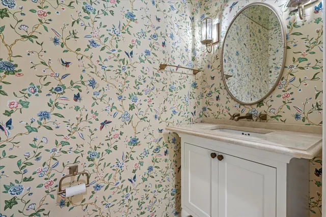 $995,000 | W222N8208 Plainview Parkway, Lisbon, WI 53089