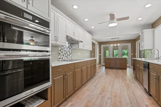 $995,000 | W222N8208 Plainview Parkway, Lisbon, WI 53089