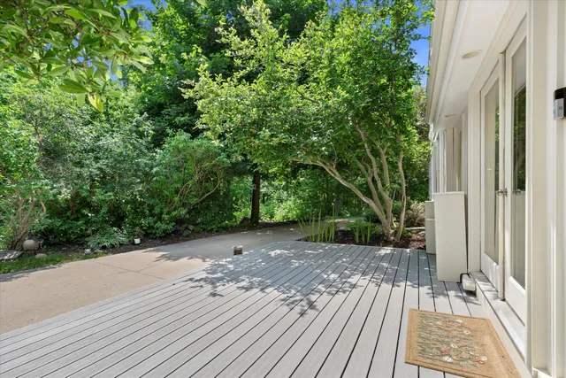 $995,000 | W222N8208 Plainview Parkway, Lisbon, WI 53089