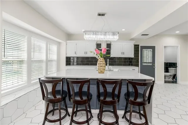 $220,000 | 706 Van Brunt Boulevard, Kansas City, MO 64124