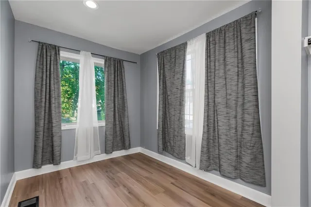 $220,000 | 706 Van Brunt Boulevard, Kansas City, MO 64124