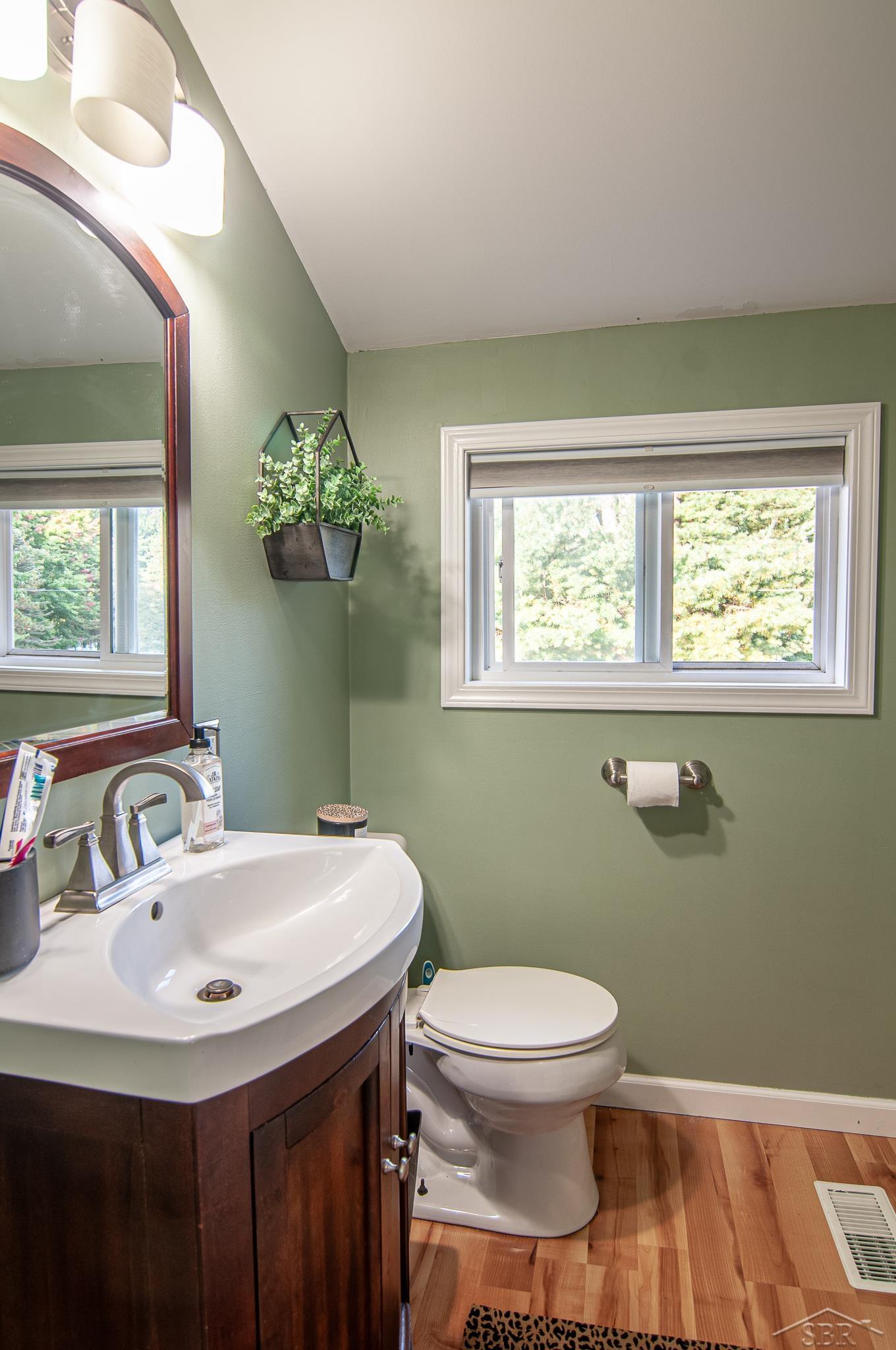 4368 South Kirk Road Vassar, MI 48768 - Photo 19 of 23 50122834-18.JPG